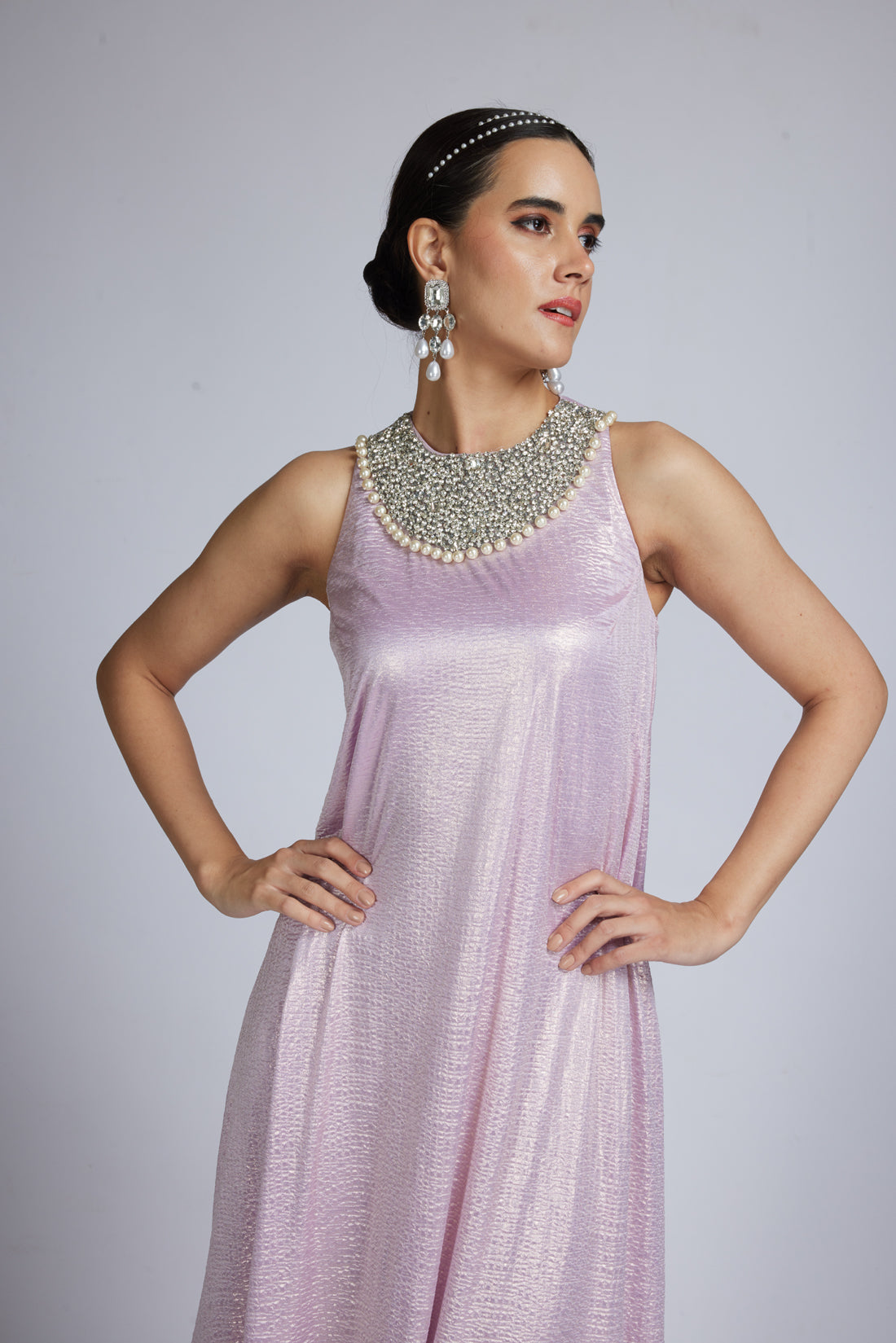 SOFT LILAC INCUT GOWN