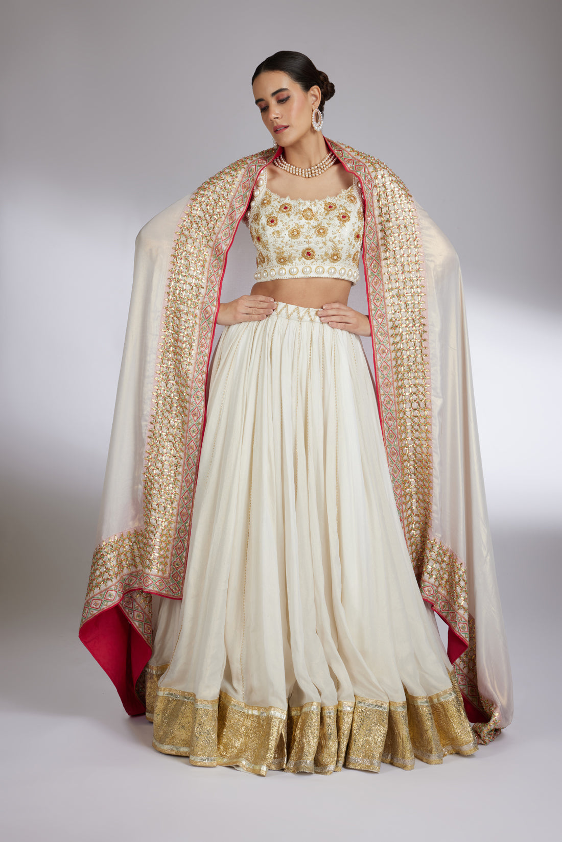 SUNEHRI SANJ GOTTA PATI LEHENGA