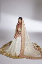 SUNEHRI SANJ GOTTA PATI LEHENGA