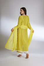 DAFFODILS HIGH & LOW SUIT