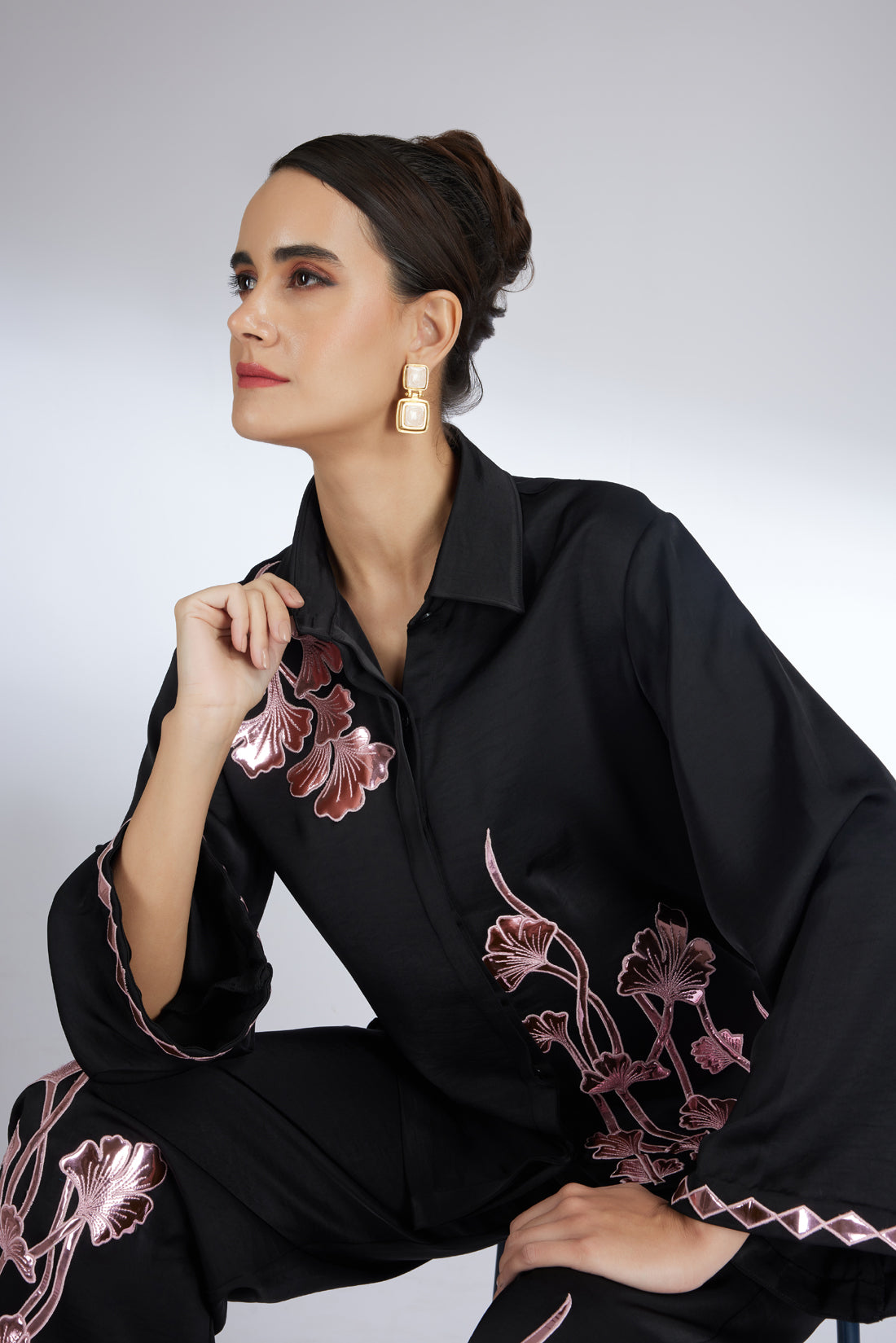 NOIR ELEGANCY REFLECTION PAIR